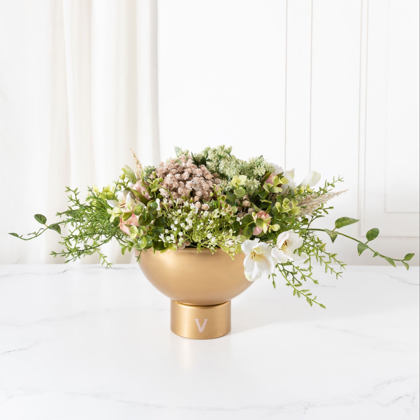 Blush Garden Pedestal (Gold Vase)